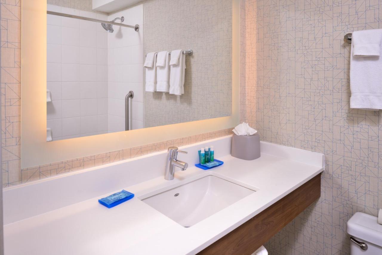 Holiday Inn Express Walnut Creek By Ihg Екстер'єр фото